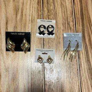 NWT. FOUR pair of Fashion Earrings.